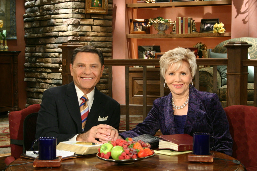 Prosperity preachers Kenneth and Gloria Copeland (From Wikimedia Commons)